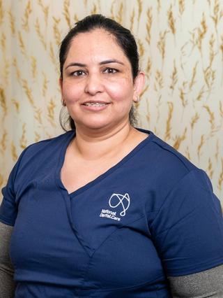 Dr Anu Singla - Dentist