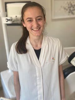 Dr Lucy Ryan - Dentist