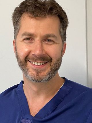 Dr Andrei Mihailescu - Dentist