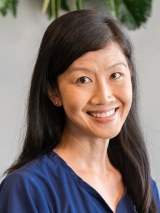 Dr Elizabeth Im - Dentist