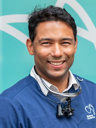 Dr Marcio Maia - Dentist