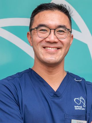 Dr Jasper Lee - Dentist