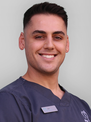 Jesse Kourakis - Hygienist